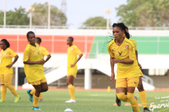 féminin, Les Éperviers Dames, Togo